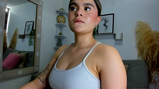 Snapshot of Samanta_Monroe chatting on September 10, 6:08 pm Samanta Monroe online show from September 10, 6:08 pm
