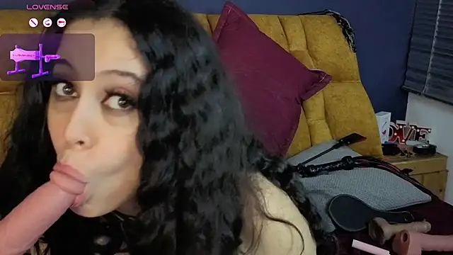 KendraaSimons online show from July 25, 2:18 am