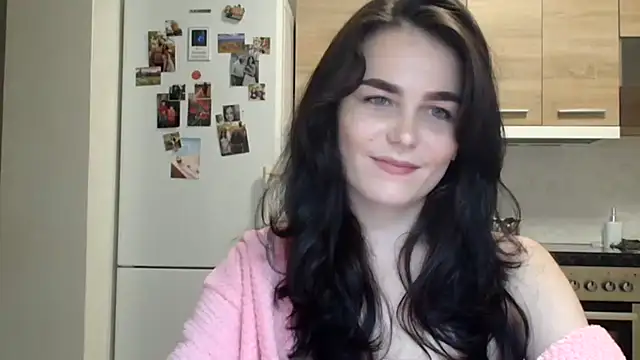 Silviaa a online show from November 24, 9:17 pm