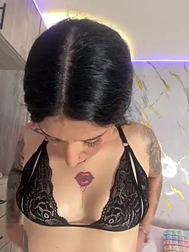 Scaarlettfox online show from February 11, 9:05 pm