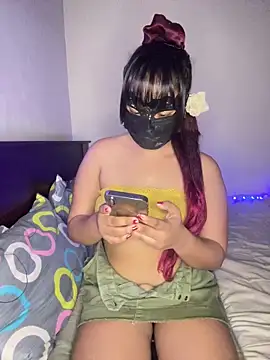 Ariana  Marie online show from April 29, 3:58 pm