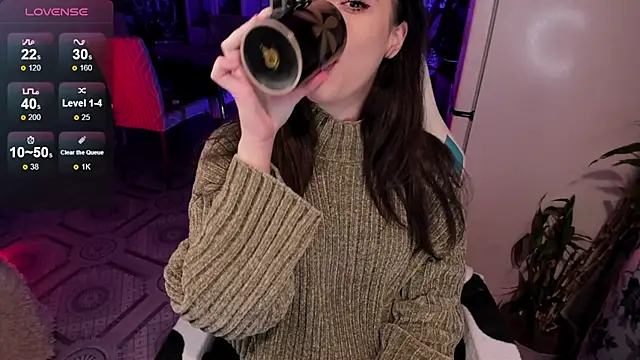 Sserendipityy online show from October 20, 5:27 pm