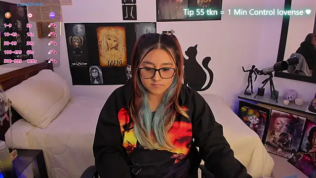 Cherry blush  online show from November 21, 7:49 pm