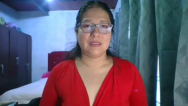 scarlett widow  online show from January 11, 11:26 am