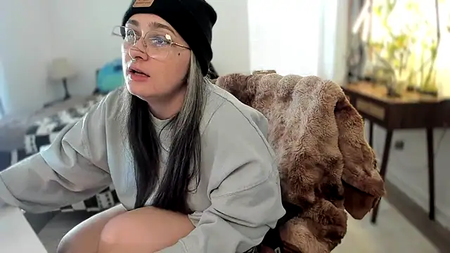 Alix Valentine online show from November 13, 5:12 pm