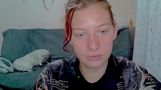 Lily Ember online show from March 18, 8:03 pm