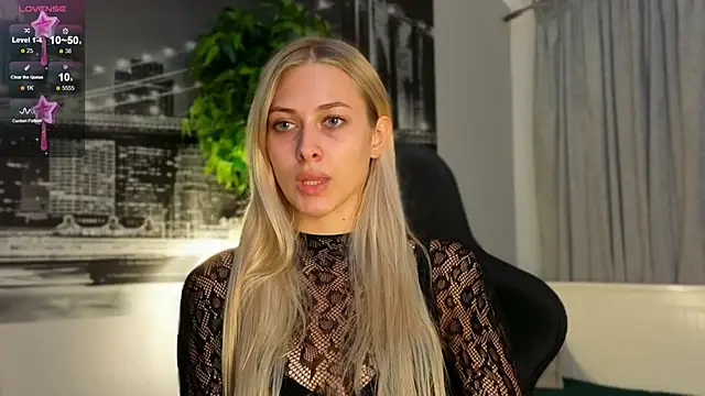 ChristyMarshall online show from September 26, 7:00 pm