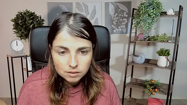 Snapshot of MartaEdams chatting on October 14, 6:38 am MartaEdams online show from October 14, 6:38 am