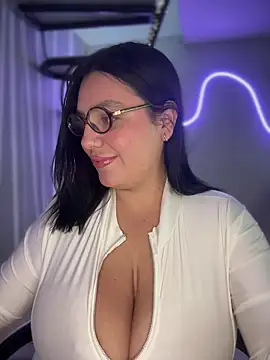 victoria amatista  online show from November 10, 11:22 pm