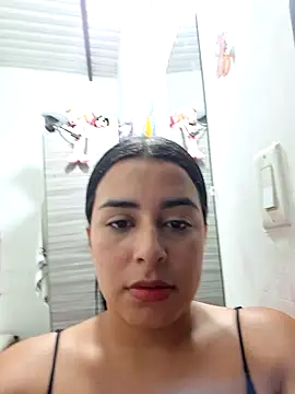 Snapshot of channell0 chatting on October 9, 6:06 am channell0 online show from October 9, 6:06 am