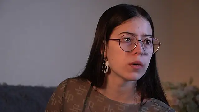 ywixos online show from October 6, 2:12 pm