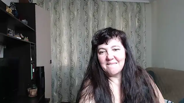 Snapshot of Illusionq chatting on September 16, 10:12 am Illusionq online show from September 16, 10:12 am