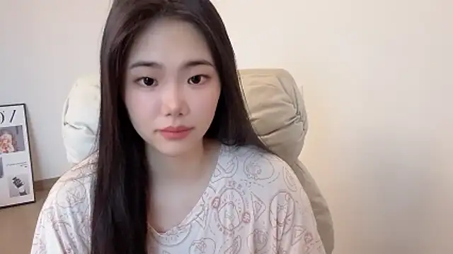 suki-1 online show from June 15, 8:58 am