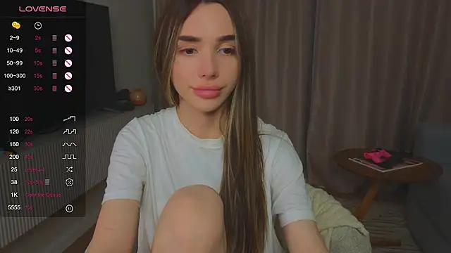 shuggybaby online show from July 10, 9:15 pm
