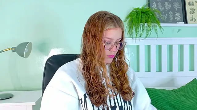 BelaMiller  online show from October 20, 12:08 pm