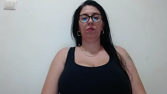 jollene online show from November 8, 3:06 pm