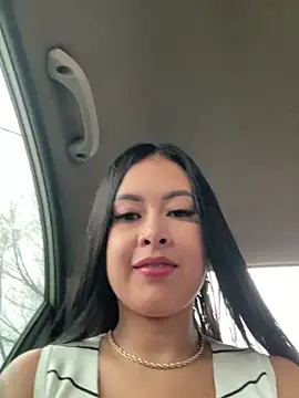 CrisMarulanda online show from October 10, 4:56 pm