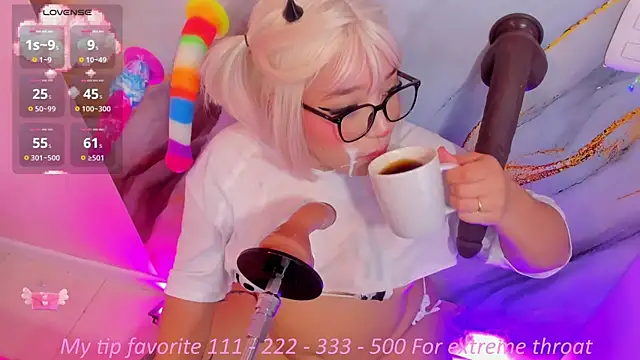 Snapshot of hinata_dolly chatting on September 11, 11:54 am hinata dolly online show from September 11, 11:54 am