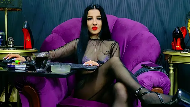 VivianReeve online show from May 2, 1:25 pm