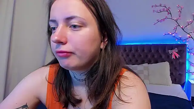 Snapshot of LilaVame chatting on October 11, 7:49 pm LilaVame online show from October 11, 7:49 pm