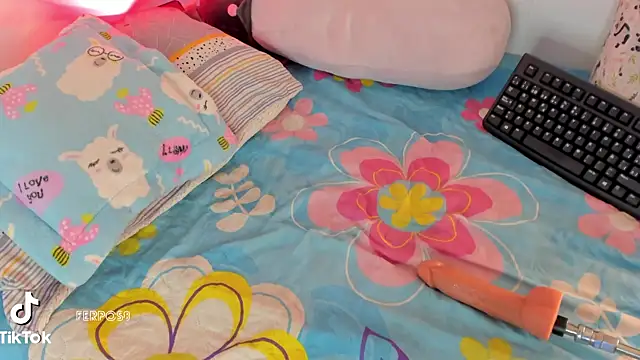 princessluna 19 online show from June 23, 11:03 pm