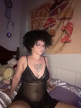 CamillyBlum online show from March 10, 2:04 am