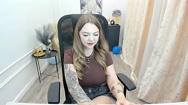 MariaRobinsone online show from June 8, 11:55 am