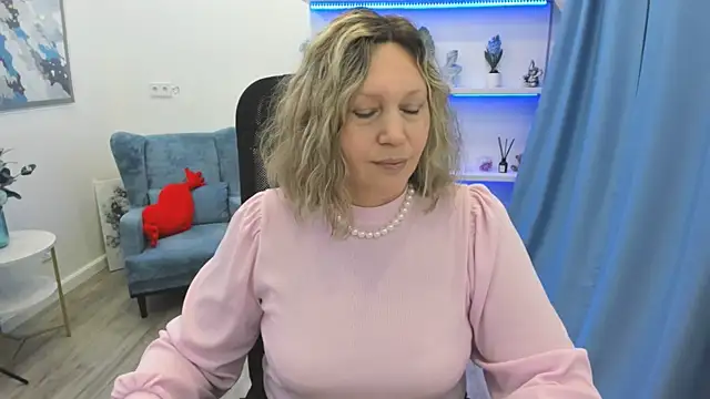 NinaStarle online show from May 2, 4:27 am