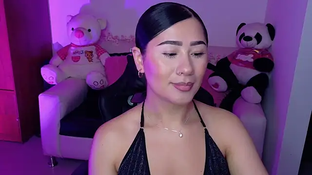 evelyn ch  online show from November 6, 11:16 am