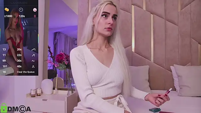 SelenaDaze online show from November 9, 5:14 am