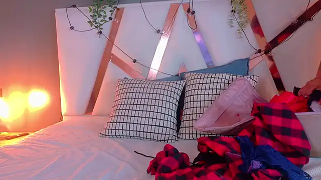 JenaCooper  online show from July 7, 2:58 am