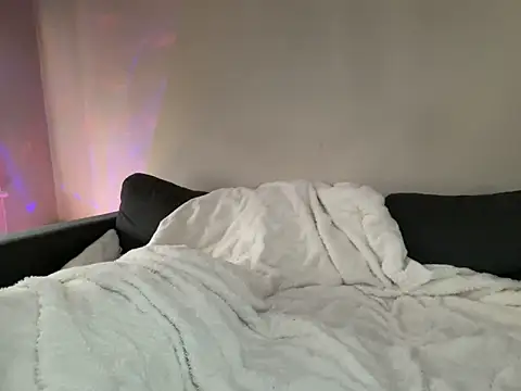 FrancescaXO online show from June 30, 1:43 pm