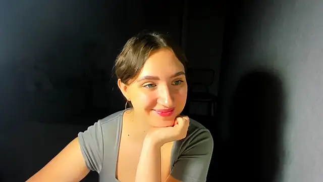 Wise Bunny online show from July 23, 2:20 am