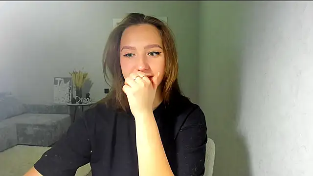 Wise Bunny online show from March 22, 4:46 pm