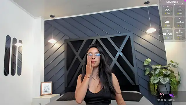 zoe martins  online show from September 25, 5:44 pm