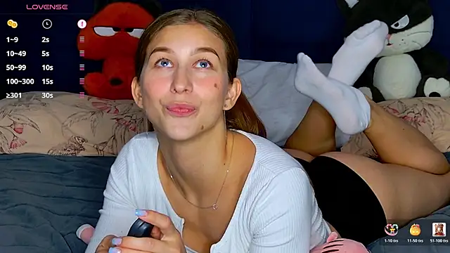 MissEmilyMiller online show from July 17, 7:28 pm