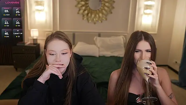 Goldie Flame online show from February 19, 3:50 am