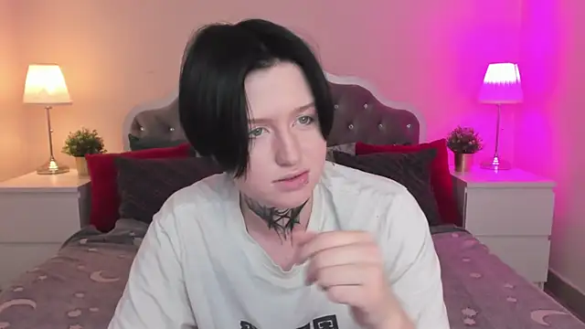 ayakskalermonss online show from November 4, 8:19 am