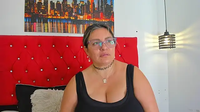 carolinacrus01 online show from March 14, 5:36 pm