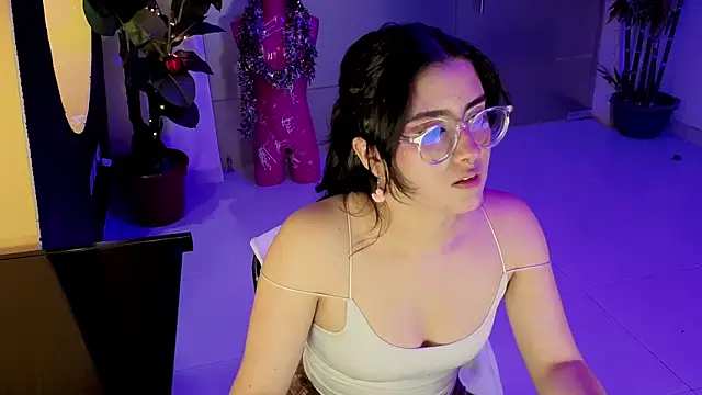 LiLLiAnderson online show from January 9, 11:36 am