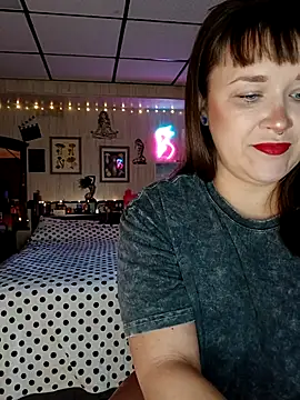 Ursulalane online show from October 4, 6:01 pm