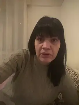 SarettaB90 online show from March 15, 6:43 pm