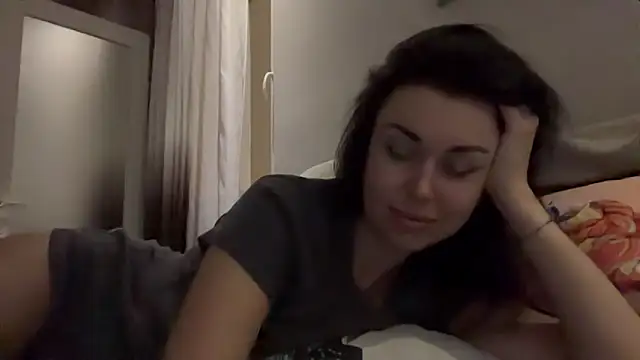 Gilin1 online show from November 19, 8:20 pm