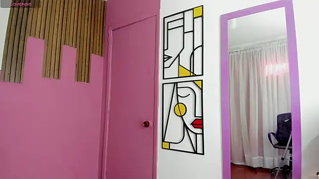 Lucia Spear online show from November 6, 1:28 pm