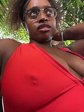 darle volant online show from March 12, 10:45 pm