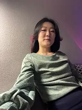 AikoYamada online show from November 11, 6:42 am