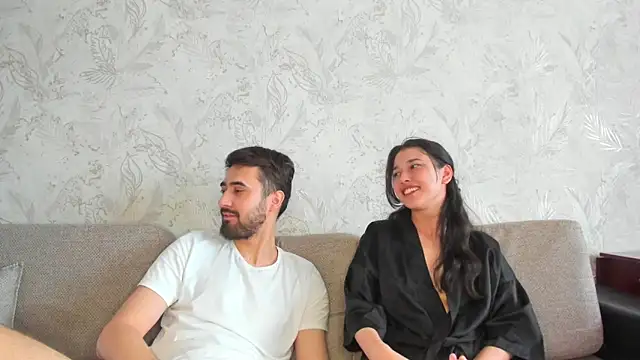 sophywhisper online show from March 3, 7:25 am