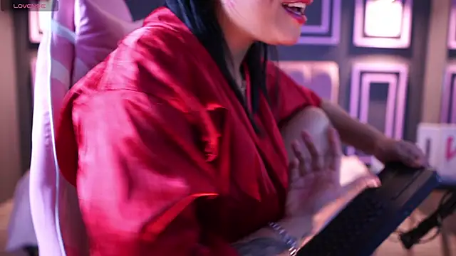 Roma hells online show from September 25, 7:45 pm