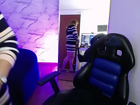 camixxx m online show from February 6, 3:37 pm