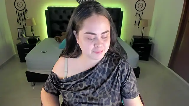 LolaVillalobos online show from June 25, 12:18 pm